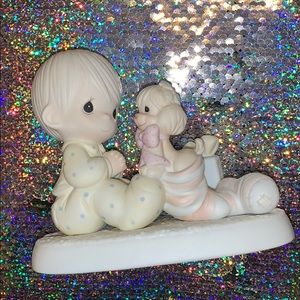 Precious moments collection figurine 1987